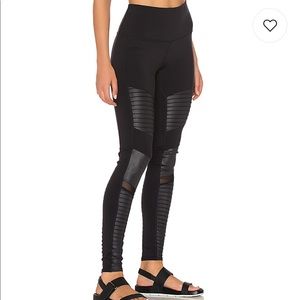 High Waisted Moto Legging in Black & Black Glossy